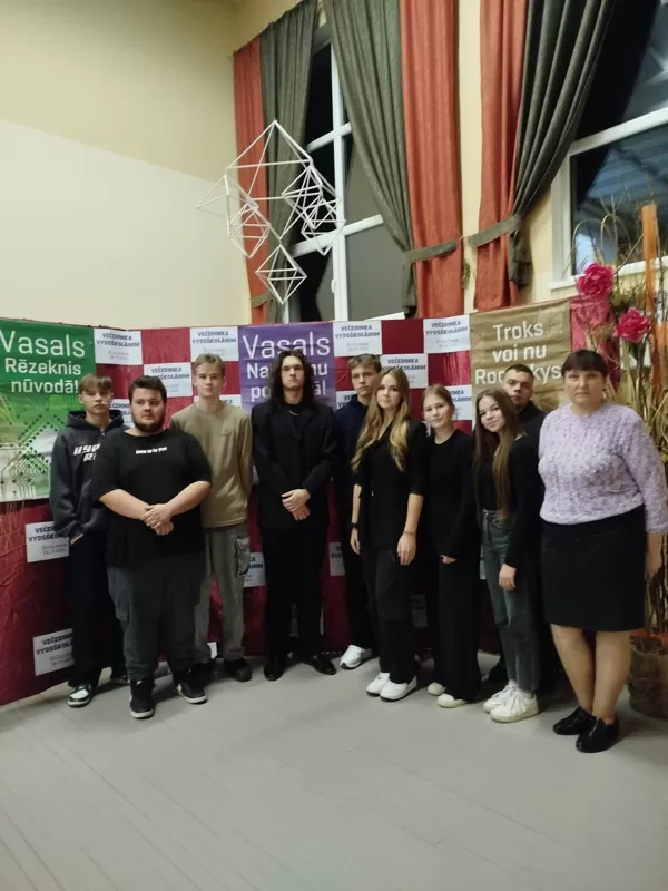 Večerinka vidusskolēniem
