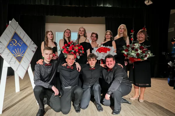 TRADICIONĀLAIS ŽETONU VAKARS REKAVAS VIDUSSKOLĀ