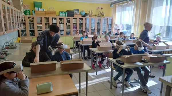 Rekavas vidusskolā ciemojas SIA "Operetes teātris"